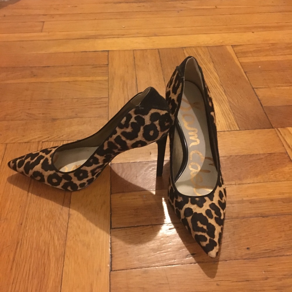 Leopard Print Pumps